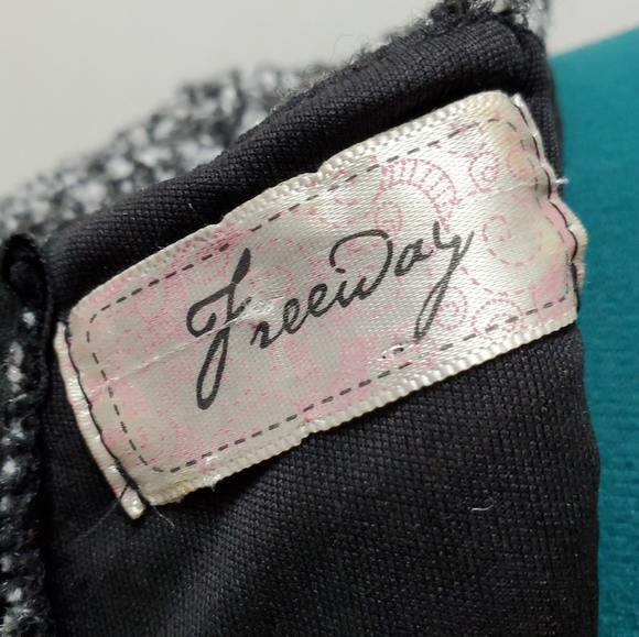 Modcloth News Tweed Dress - Picture 5 of 7